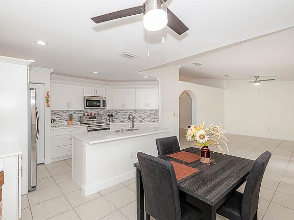 4th image of 16858 Crestview Lane