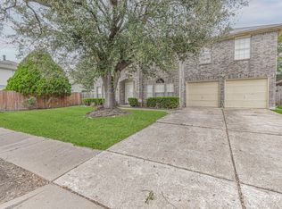 16818 Parliament Dr, Houston, TX 77083