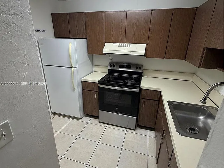 5501 SW 77th Ct #204C — Photo 8