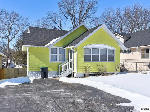 4546 N 41st St, Omaha, NE 68111