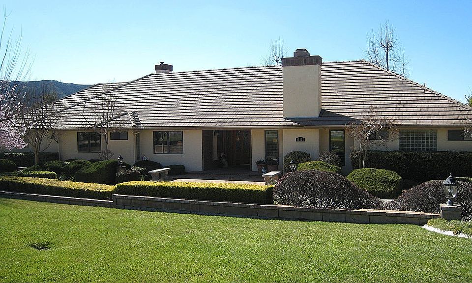 1st image of 13622 Mesa Verde Dr