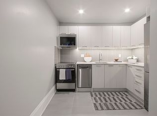 261 Vaughan, Toronto, ON M6C 2N2