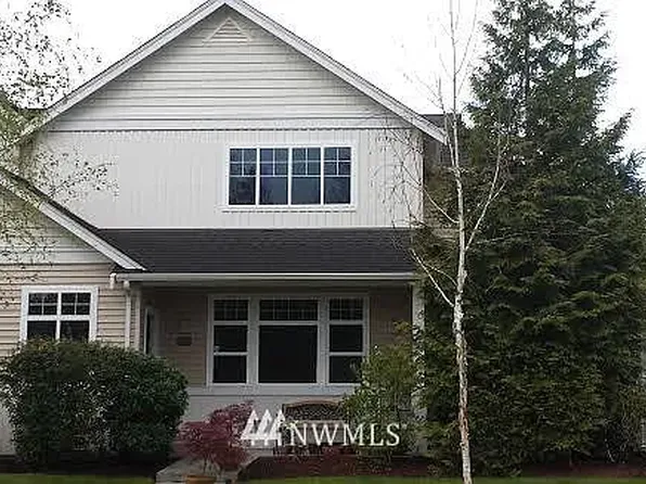 809 233rd Ave NE #809, Sammamish, WA 98074