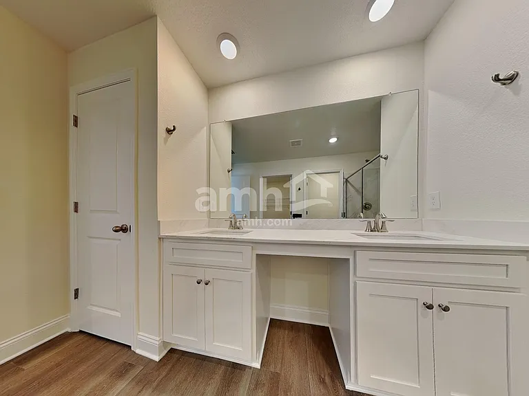1015 Grafton Ridge Dr — Photo 14