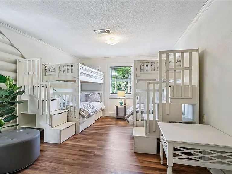 69037 Riverbend Dr — Photo 10