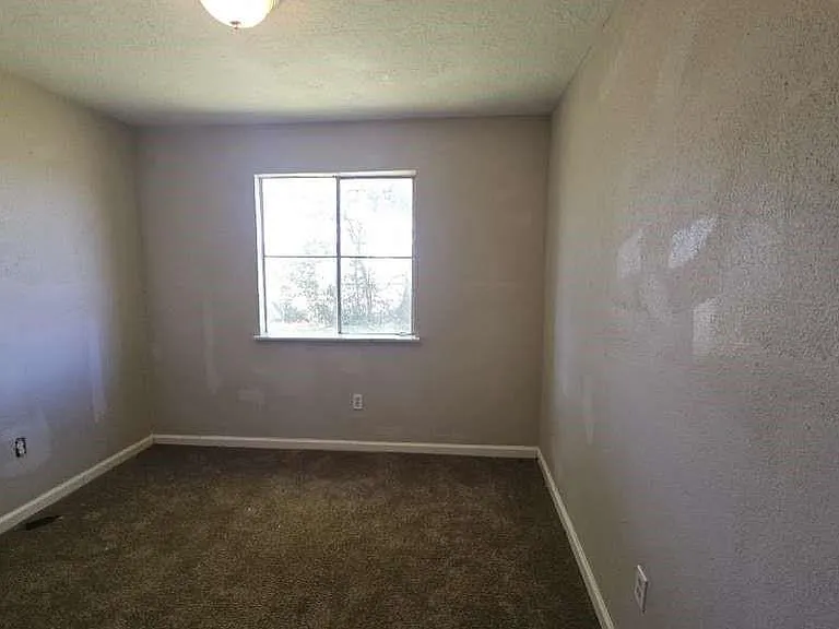 8607 Sherrywood Dr — Photo 5
