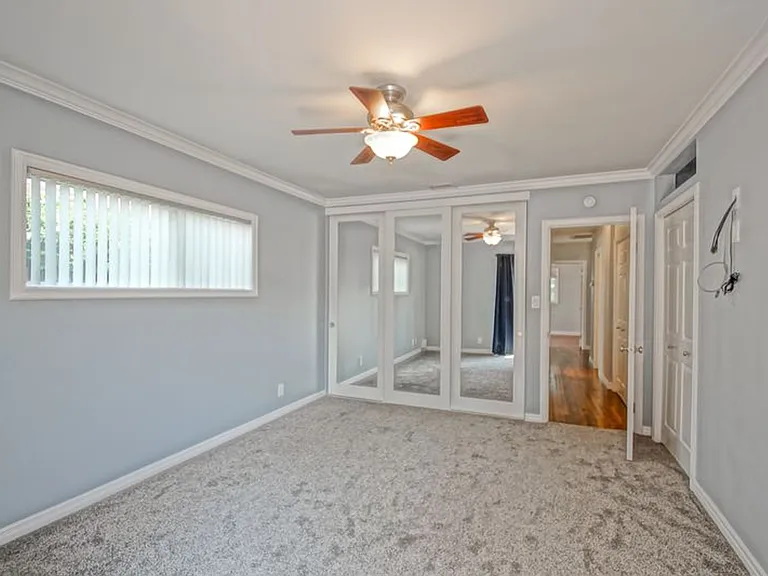 2404 Sebald Ave — Photo 34