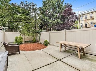 103 Monitor St APT 1, Brooklyn, NY 11222