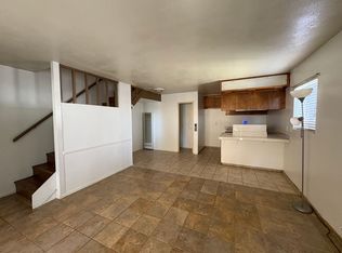 1123 E La Deney Ct APT B, Ontario, CA 91764