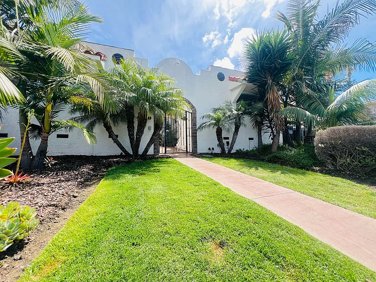 Spring Rent Special-Upgraded Hacienda Style Home! — Photo 3