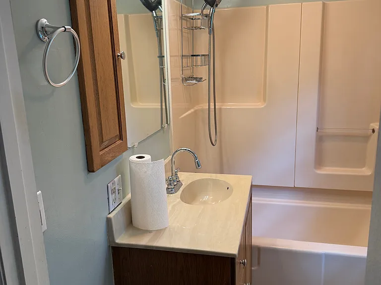 11831 Joan Dr — Photo 15