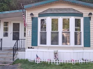 305 Turnpike St Trlr 230, South Easton, MA 02375