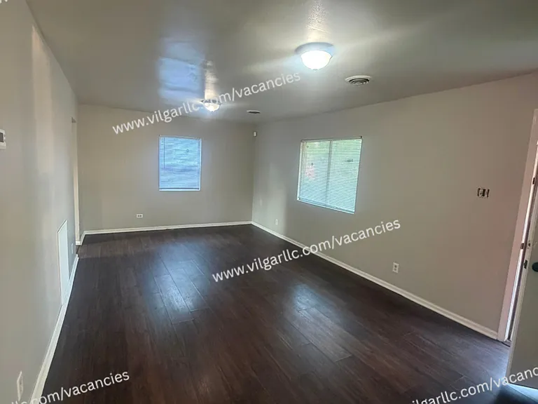 712 Taney St — Photo 9