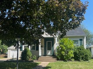 2412 Burlington Ave, Burlington, IA 52601