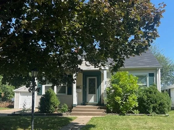 2412 Burlington Ave, Burlington, IA 52601