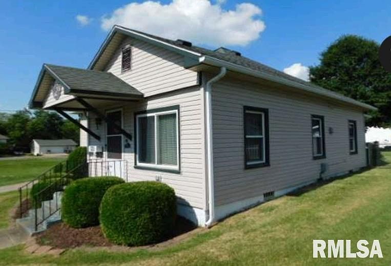 1st image of 1207 Burgess Ave