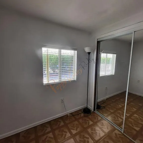 3618 E Lark Ln — Photo 6