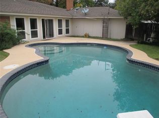 10608 Royal Club Ln, Dallas, TX 75229