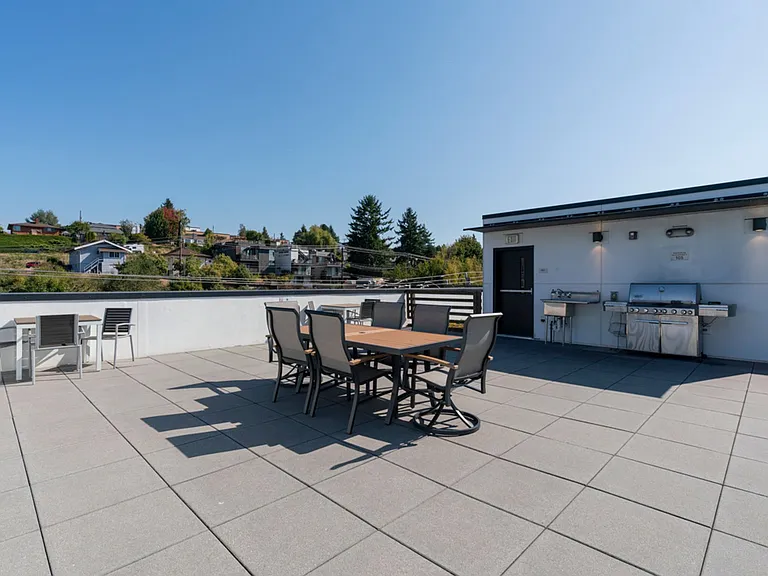 4801 Fauntleroy Apartments — Photo 10