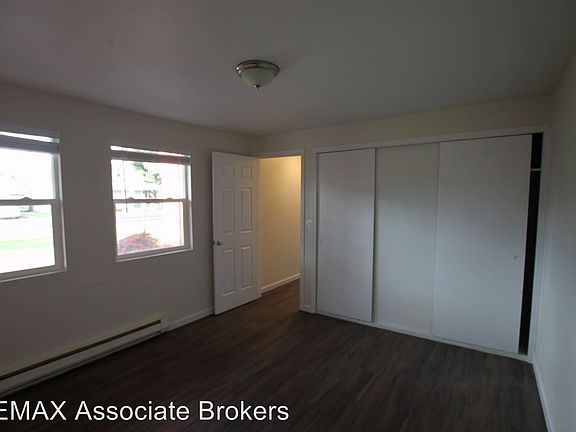 5th image of 27229 102nd Ave NW APT 5