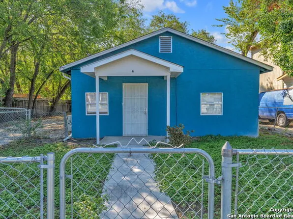 834 Division Ave #2, San Antonio, TX 78225