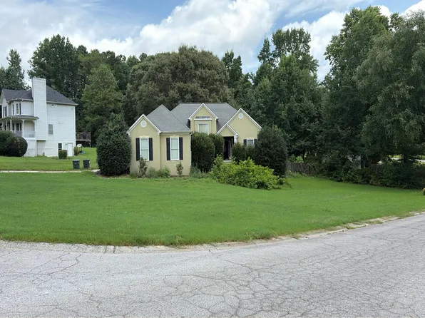 18 Camden Knl, Dallas, GA 30157