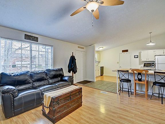 4th image of 18772 Northridge Dr
