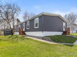 1418 Red Oak Ln NE, Belmont, MI