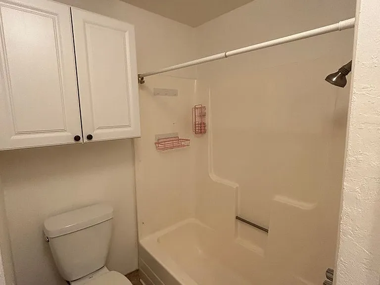 604 Salem St. — Photo 12