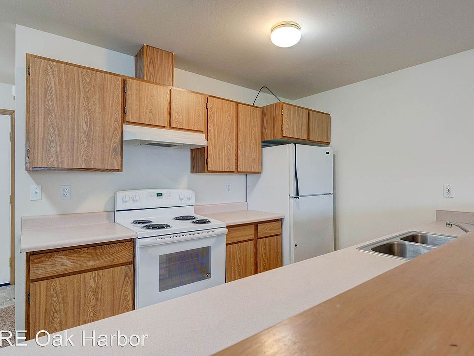1st image of 34 N Oak Harbor St APT A3