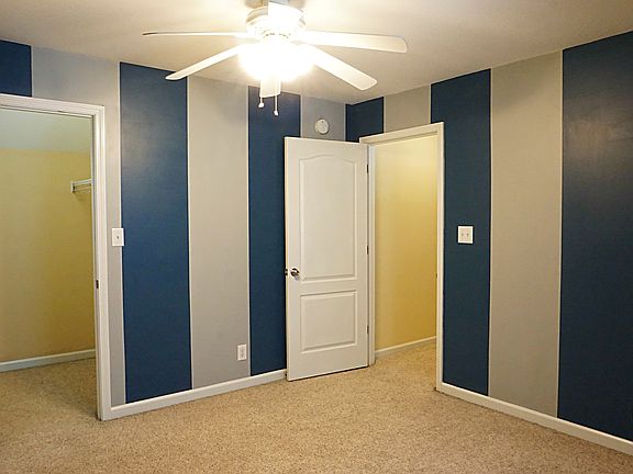 Bedroom #4 w/ Walk In