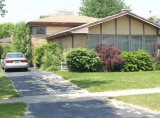 9412 Oliphant Ave #1, Morton Grove, IL 60053