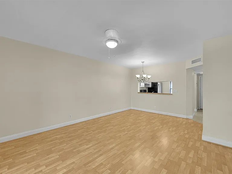 2518 NW 89th Dr #2518 — Photo 10