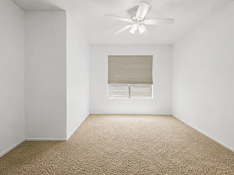 6906 W Phelps Rd — Photo 19