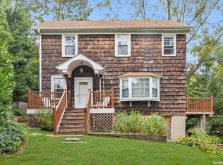 103 Buckram Rd, Locust Valley, NY 11560