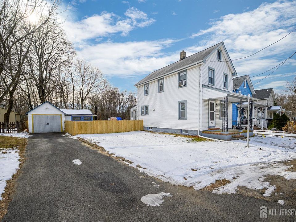 1st image of 43 Pergola Ave