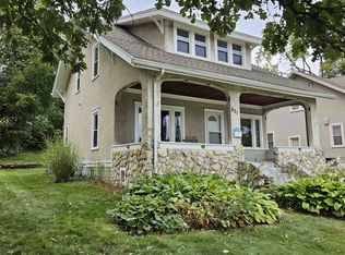 821 Summit St, Baraboo, WI 53913