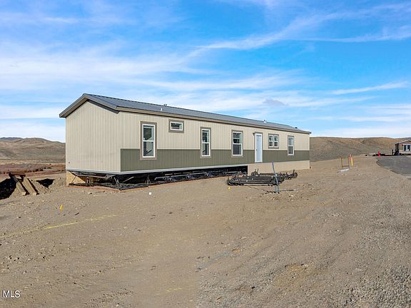 3rd image of 1243 Muddy Drive