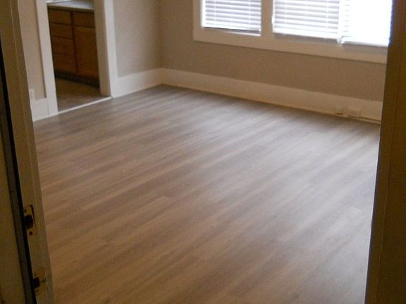 3rd image of 249 N Euclid Ave #No111
