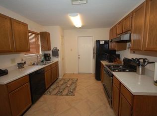 3041 Overland Trl, Dickinson, TX 77539