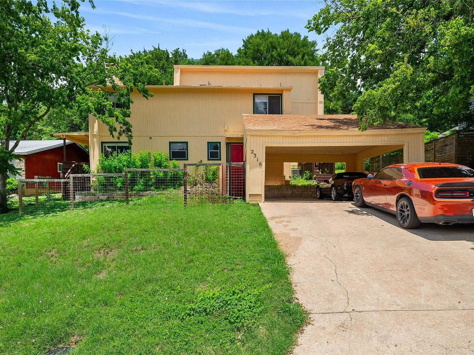2 bed, 2.5 bath, 1440 sqft, $2,300 — Photo 1