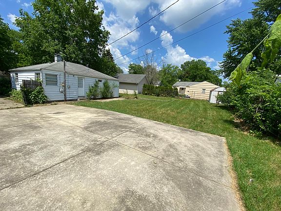 2nd image of 1216 Eastbrook Dr
