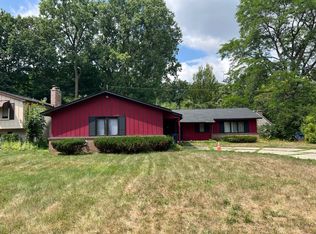 2610 Pinetree Dr, Flint, MI 48507
