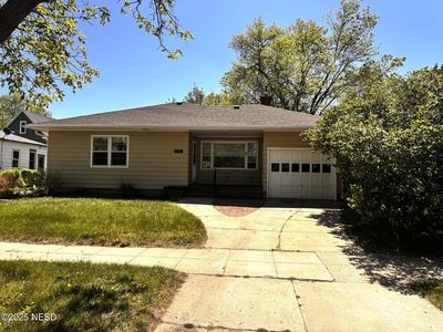 318 2nd Ave SE, Watertown, SD, 57201