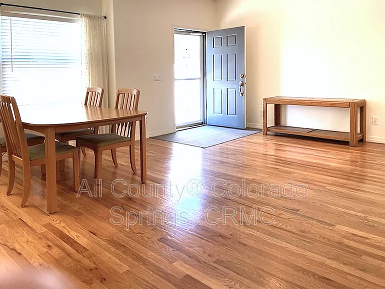 4305 Prestige Point — Photo 3