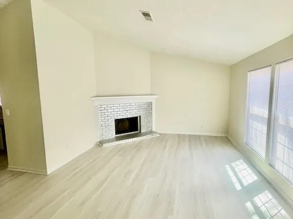 846 Martin Rd, Stone Mountain, GA 30088
