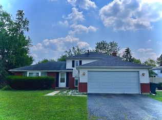 17809 Oakwood Dr, Hazel Crest, IL 60429