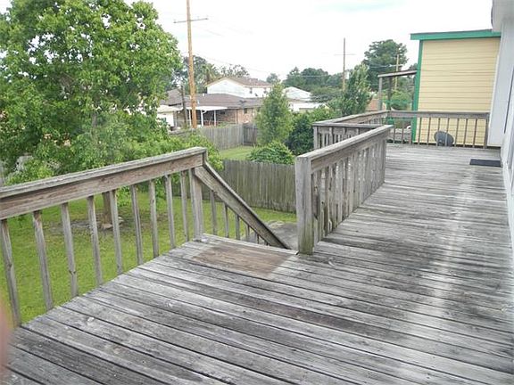 3rd image of 341 Southwood Dr