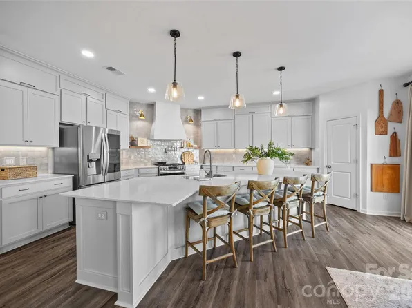 138 Lambeth Loop, Mooresville, NC 28115