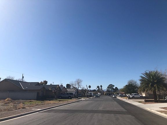 4th image of 4617 Idaho Ave